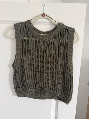 Zara Open-Knit Sleeveless Crew Sweater in Olive Green